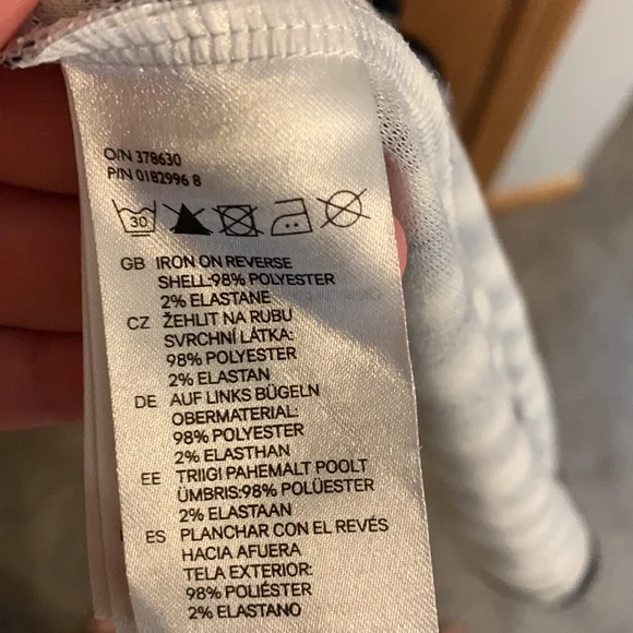 H&M black and white striped skater style sleeveless dress large - Picture 6 of 6